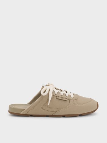 Baskets slip-on texturées à lacets - Charles & Keith - Modalova