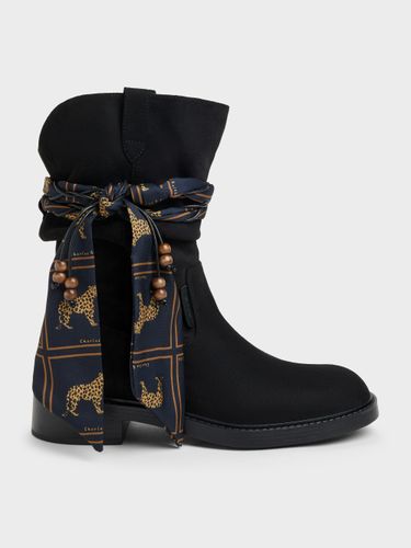 Bottes mi-mollet en suédine avec foulard imprimé - Charles & Keith - Modalova