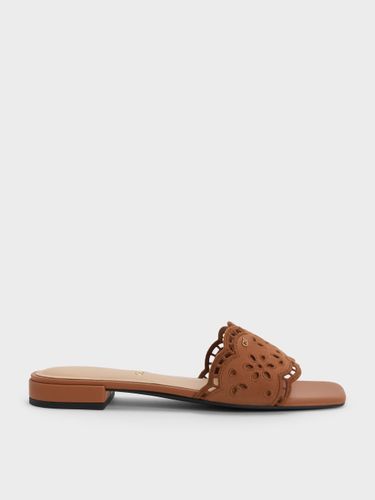 Mules plates en cuir brodé - Charles & Keith - Modalova