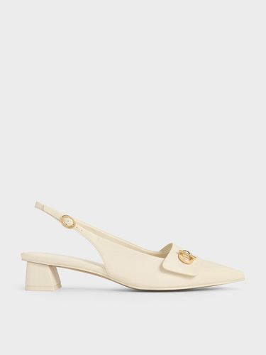 Charles & Keith - Escarpins à bout pointu et bride arrière avec détail métallique - Charles & Keith - Modalova
