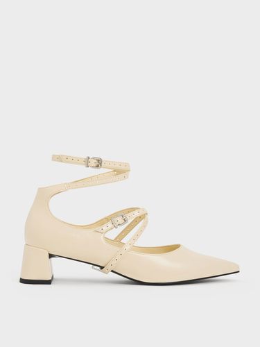 Escarpins à Brides et Finition Froissée - Charles & Keith - Modalova