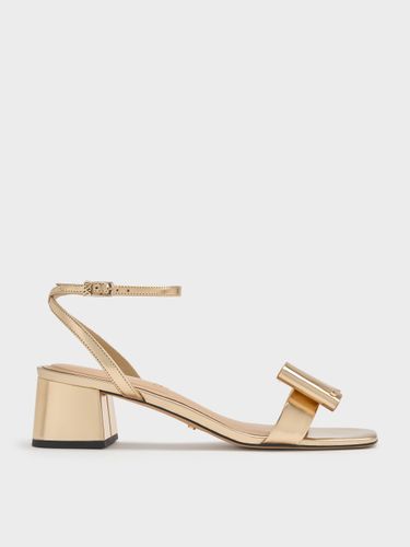 Charles & Keith - Sandales à talon et nœud en cuir verni métallisé Lu - Charles & Keith - Modalova