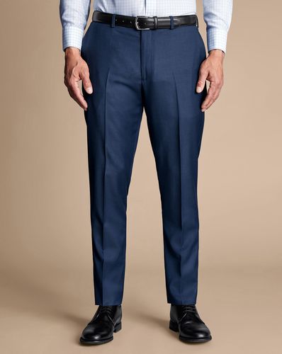 Pantalon De Costume En Sergé Naturellement Extensible - par - Charles Tyrwhitt - Modalova