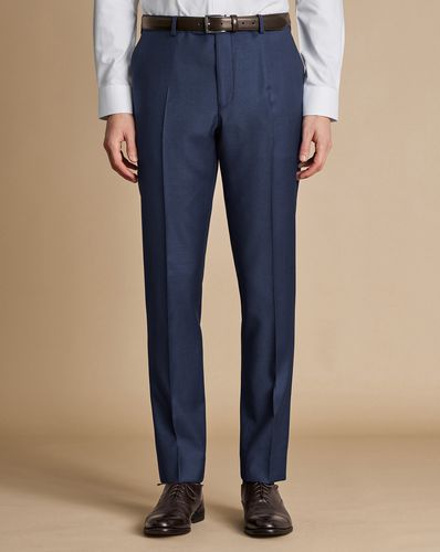 Pantalon De Costume En Sergé Naturellement Extensible - par - Charles Tyrwhitt - Modalova