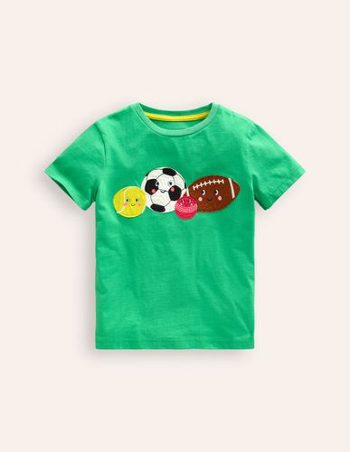 T-shirt fantaisie à motif ballons de sport Garçon - Boden - Modalova