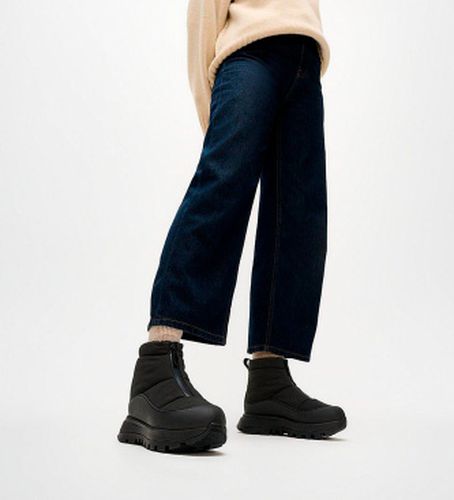 A8P-090 Bottes Neo-D-Hyker Padded Waterproof (37), Plat, Fermeture éclair, Mesh, De plein air - FitFlop - Modalova