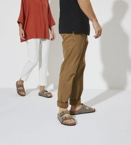 Unisex. 151211 Sandales Arizona BFBC (Coupe Regular) (42), Plat, Aucun, Casuel - Birkenstock - Modalova