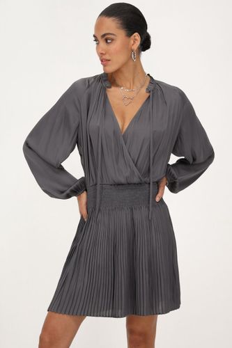 Robe plissée satinée | - My jewellery - Modalova