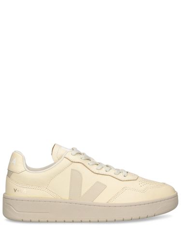 Baskets En Cuir V-90 - VEJA - Modalova