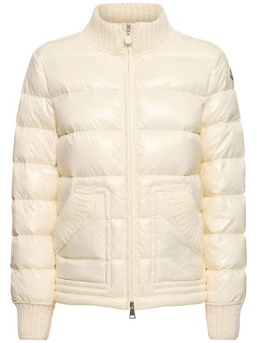 Doudoune En Nylon Laqué Arcelot - MONCLER - Modalova