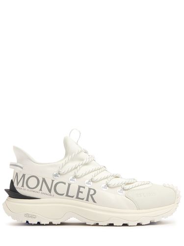 Sneakers En Tissu Technique Trailgrip Lite 2 4 Cm - MONCLER - Modalova