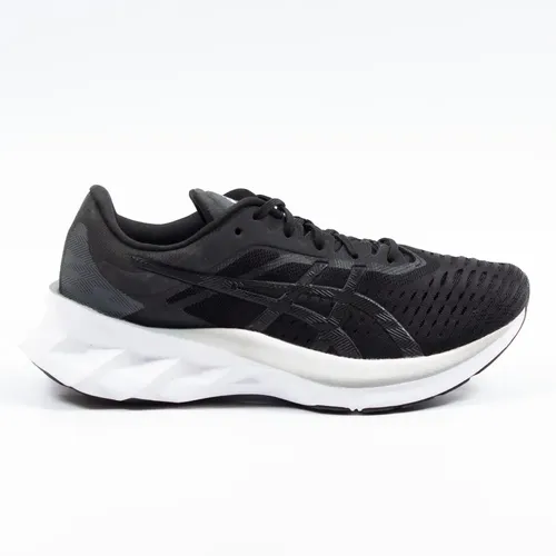 Basket Asics Novablast Femme Noir - Asics - Modalova