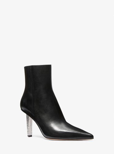 MK Bottine Halle travaillée en cuir - Michael Kors - MICHAEL Michael Kors - Modalova