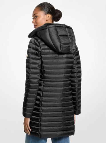 MK Doudoune longue repliable et matelassée en nylon à col en fausse fourrure - Michael Kors - MICHAEL Michael Kors - Modalova