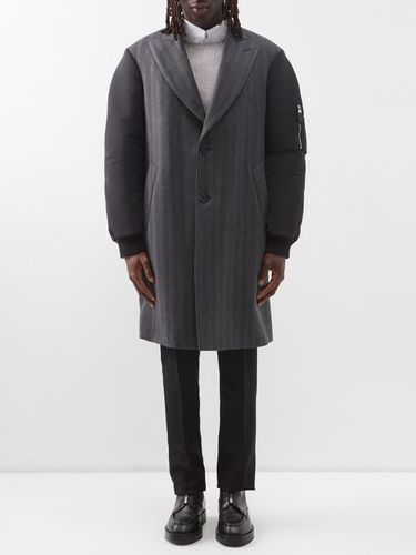 Manteau en nylon à chevrons et boutonnage simple - Alexander McQueen - Modalova