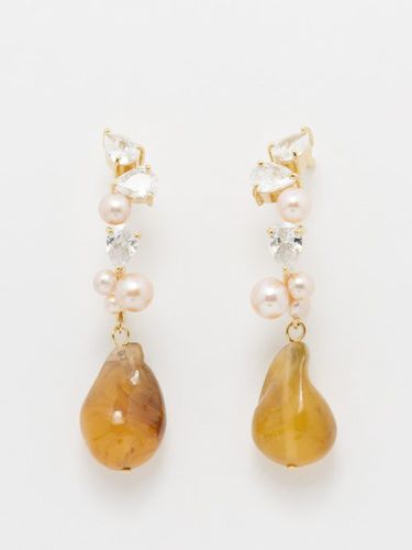 Boucles d'oreille en plaqué or, perles et résine - Completedworks - Modalova