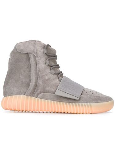 Baskets montantes Yeezy Boost 750 'Grey Gum' - adidas Yeezy - Modalova