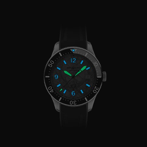 Iced Sea Automatic Date - Acier - CÃ©ramique - MB133628 - Montre - MONTBLANC - Modalova
