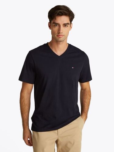 Vêtements Essential V-Neck Tee MW0MW39249 pour Accessoires - Tommy Hilfiger - Modalova