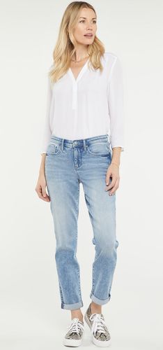 Margot Girlfriend Jeans Premium Denim Bleu Clair (Petite) | - Nydj - Modalova