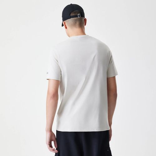 T-Shirt New Era Burger Graphic Crème unisex - New Era Cap - Modalova