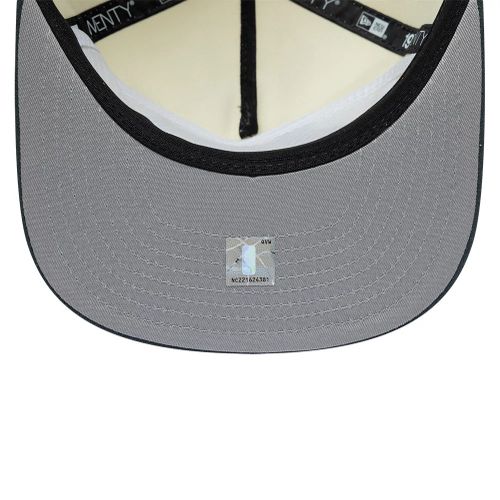 Casquette 19TWENTY Adjustable LA Lakers NBA Metallic Logo Crème unisex - New Era Cap - Modalova