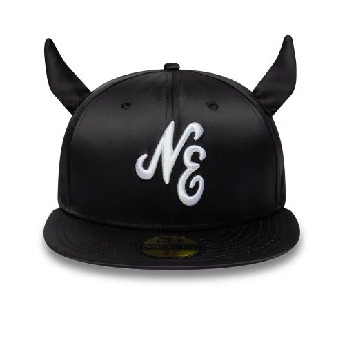 Casquette 59FIFTY Fitted New Era Satin Horn Noir unisex - New Era Cap - Modalova