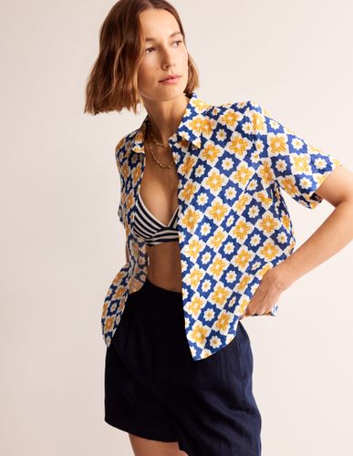 Chemise manches courtes Hazel en lin- connecté, motif Geometric Stamp - Boden - Modalova