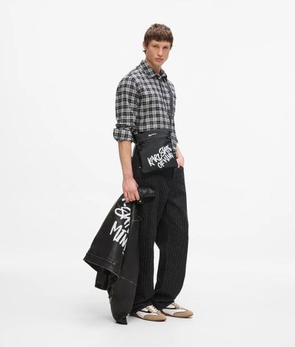 Sac À Bandoulière Plat En Tissu Enduit Avec Citation Karl, , , Taille: One Size - KL Jeans - Modalova