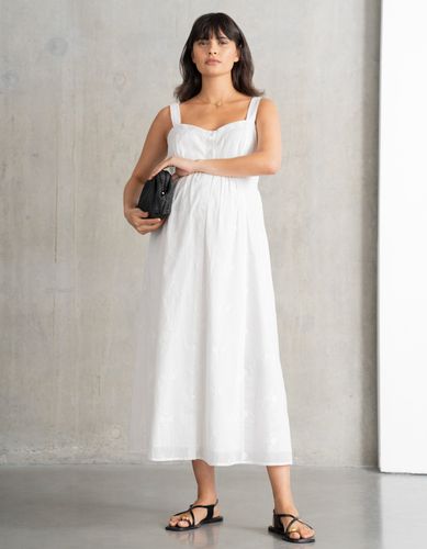 Robe de maternité et d'allaitement mi-longue boutonnée et ornée de broderies délicates - Seraphine - Modalova
