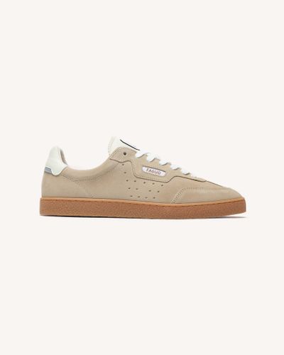 Baskets homme en suède beige - FAGUO - Modalova