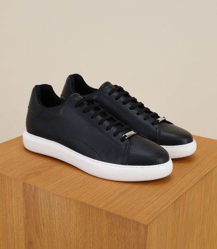 IZAC - Chaussures baskets noires - IZAC - Modalova