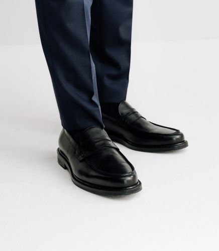 Chaussures mocassins en cuir lisse - IZAC - Modalova