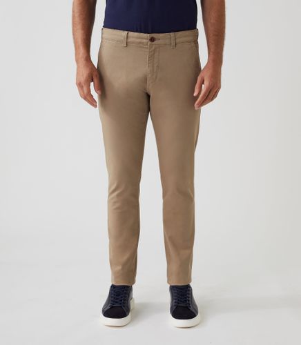 Pantalon chino ''Macadamia'' - IZAC - Modalova