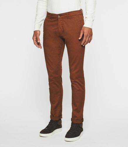 Pantalon chino slim brique VALOR - IZAC - Modalova