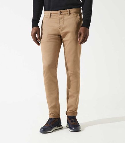 Pantalon chino camel VAILLEBT - IZAC - Modalova