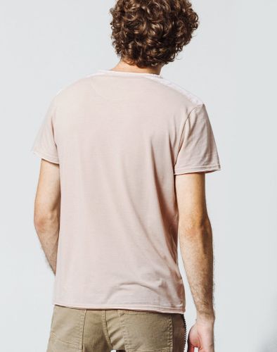 IZAC - T-Shirt Tunisien Beige - Izac - Modalova