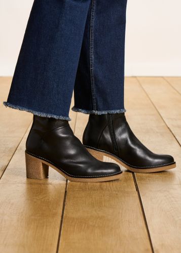 Bottines noires à talons - La Fée Maraboutée - Modalova