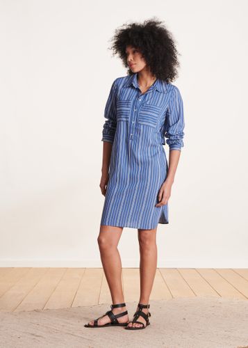 Robe chemise courte à rayures - La Fée Maraboutée - Modalova