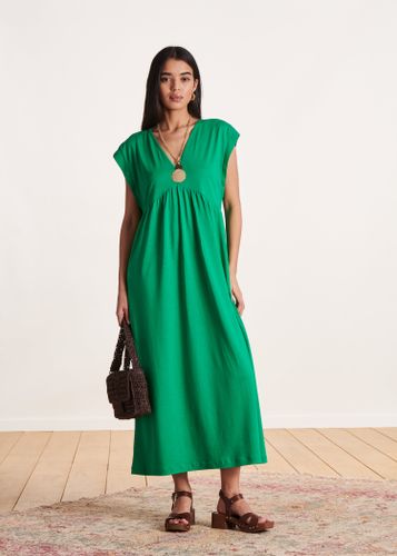 Robe mi-longue fluide verte à col V en lyocell - La Fée Maraboutée - Modalova