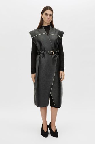 Oswald Reverse Shearling Long Vest - CAMILLA AND MARC - Modalova