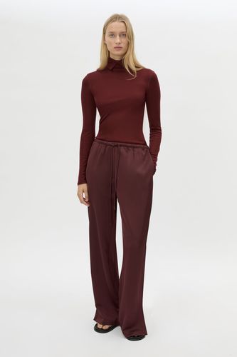 Barre High Neck Top - CAMILLA AND MARC - Modalova