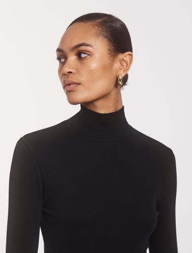 Suri Classic Rib High Neck Top in - Organic Cotton - Ninety Percent - Modalova
