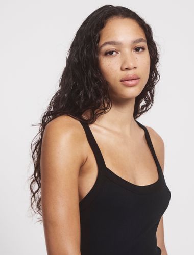 Ava Classic Rib Cami Top in - Organic Cotton - Ninety Percent - Modalova