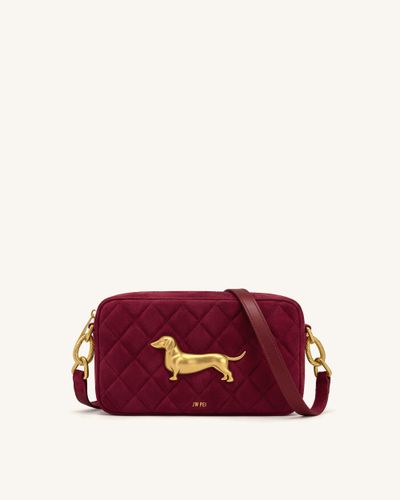 Riley Sac porté épaule matelassé teckel en faux daim - Bordeaux - JW PEI - Modalova