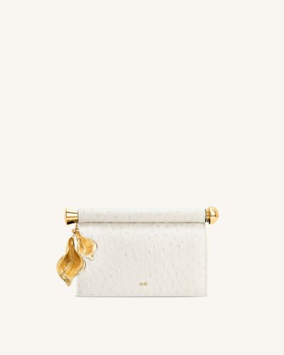 Holly Pochette ornée d'un pendentif en métal - Blanc avoine - JW PEI - Modalova