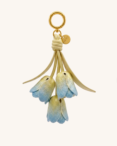 Bijou de sac tulipe brodé en 3D - Jaune dégradé clair - JW PEI - Modalova