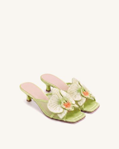 Serena Mules oversize brodées d'orchidées - Chartreuse - JW PEI - Modalova