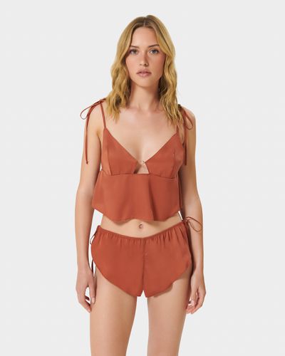 Nicole Luxury Satin Crop Cami and Short Set Baked Clay - Bluebella - US - Modalova