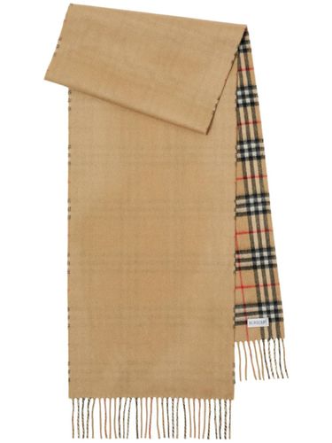 Check Reversible Cashmere Scarf - Burberry - Modalova